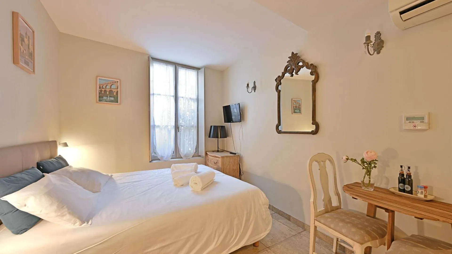 אביניון Au Coeur Des Papes, Dans Batisse De Charme Studios & Appartements En Coeur De Ville