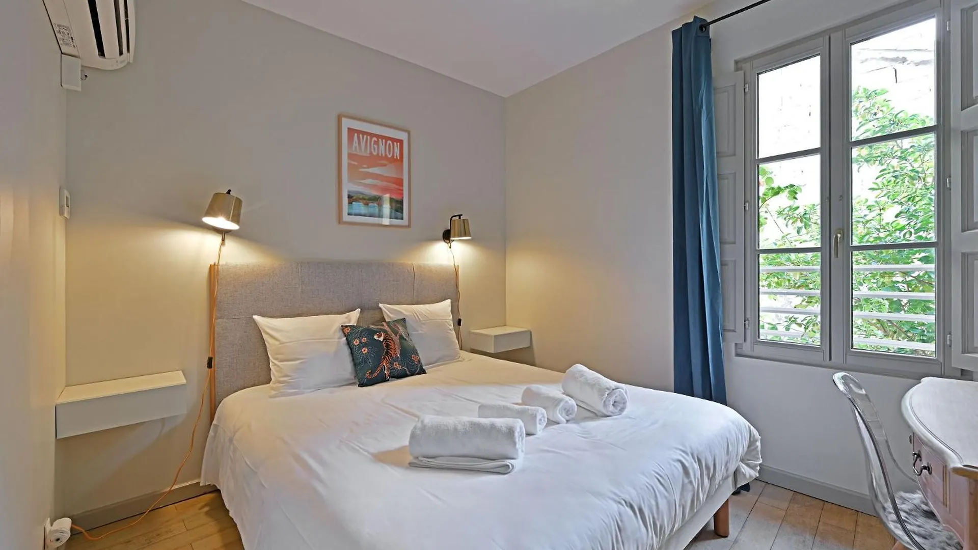 Au Coeur Des Papes, Dans Batisse De Charme Studios & Appartements En Coeur De Ville Avignon 0*,